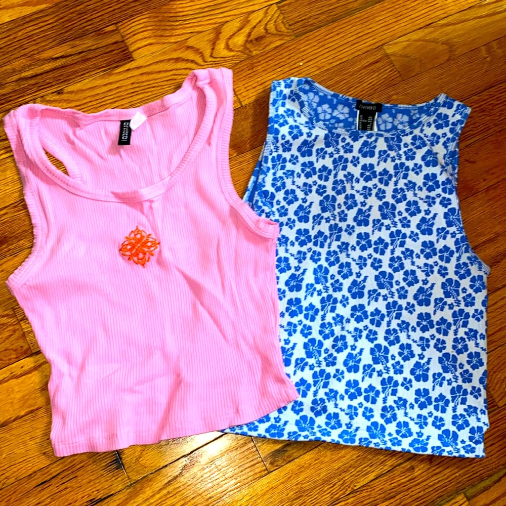 🌺A pair of Beautiful crop tops for Summer